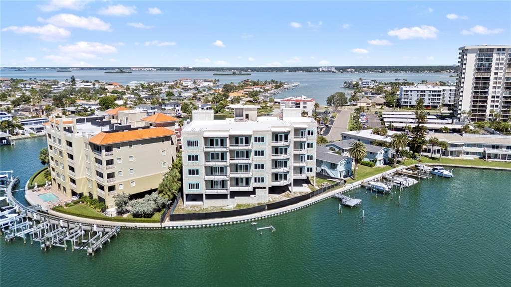 211 SKIFF POINT 3A photo 23
