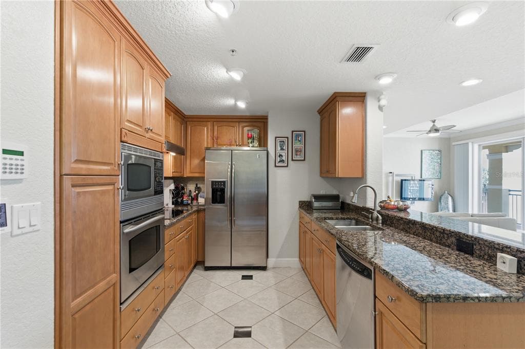 700 N OSCEOLA AVENUE 305 photo 7
