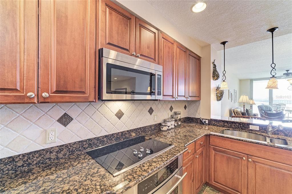611 RIVIERA DUNES WAY 403 photo 11