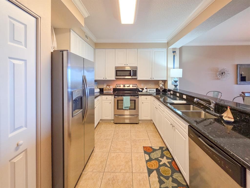 60 SURFVIEW DRIVE 209 photo 15