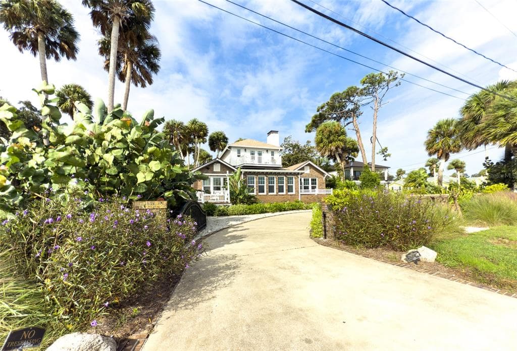 4946 HALIFAX DRIVE photo 8