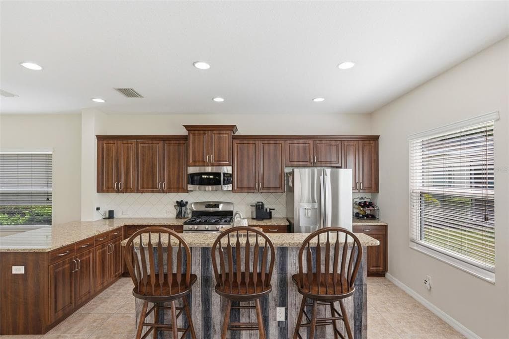 11904 FOREST PARK CIRCLE photo 23