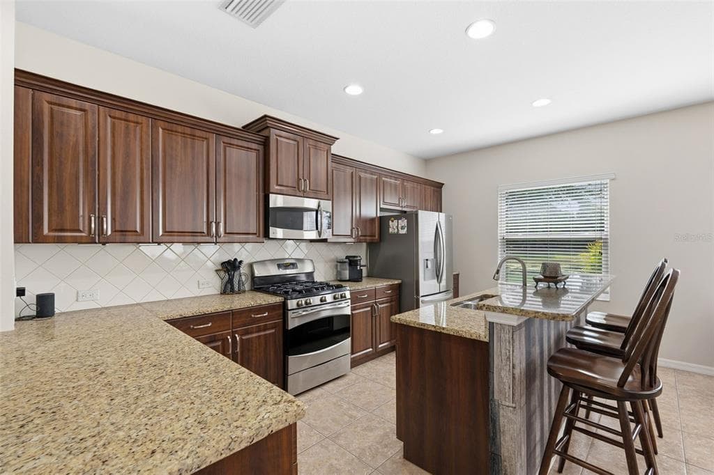 11904 FOREST PARK CIRCLE photo 22