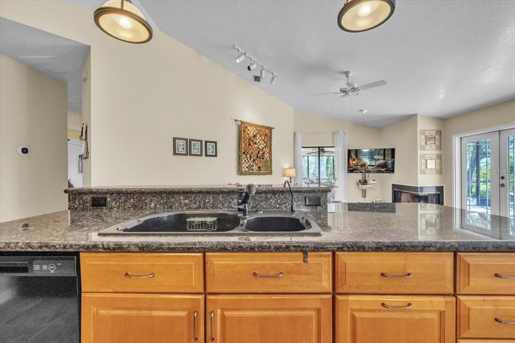 3264 PARK DRIVE photo 21