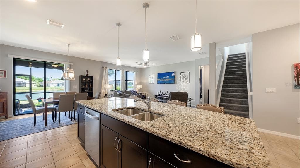 2446 CARNATION COURT photo 14