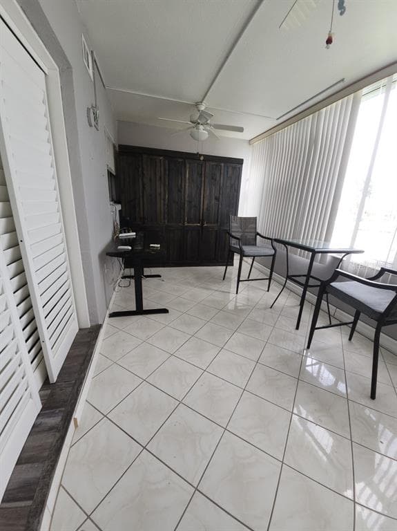 1819 SHORE DRIVE S 217 photo 3
