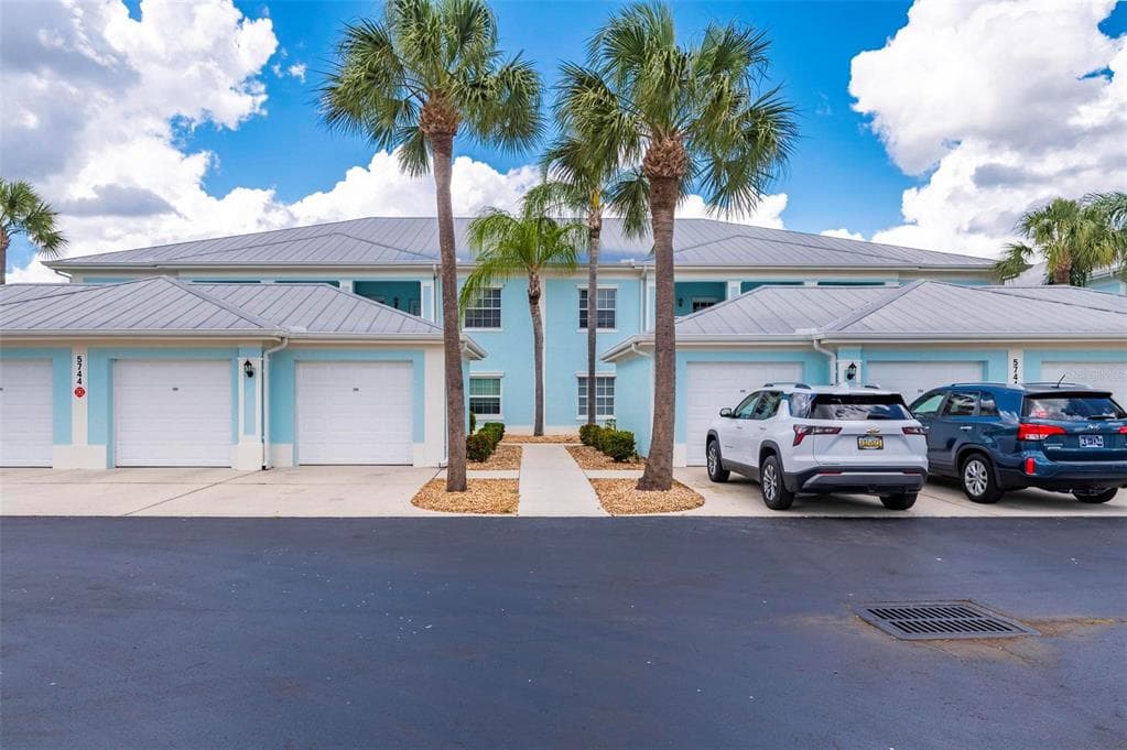 5744 SABAL TRACE DRIVE 201 photo 1