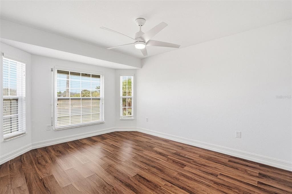 15184 ALDAMA CIRCLE photo 20