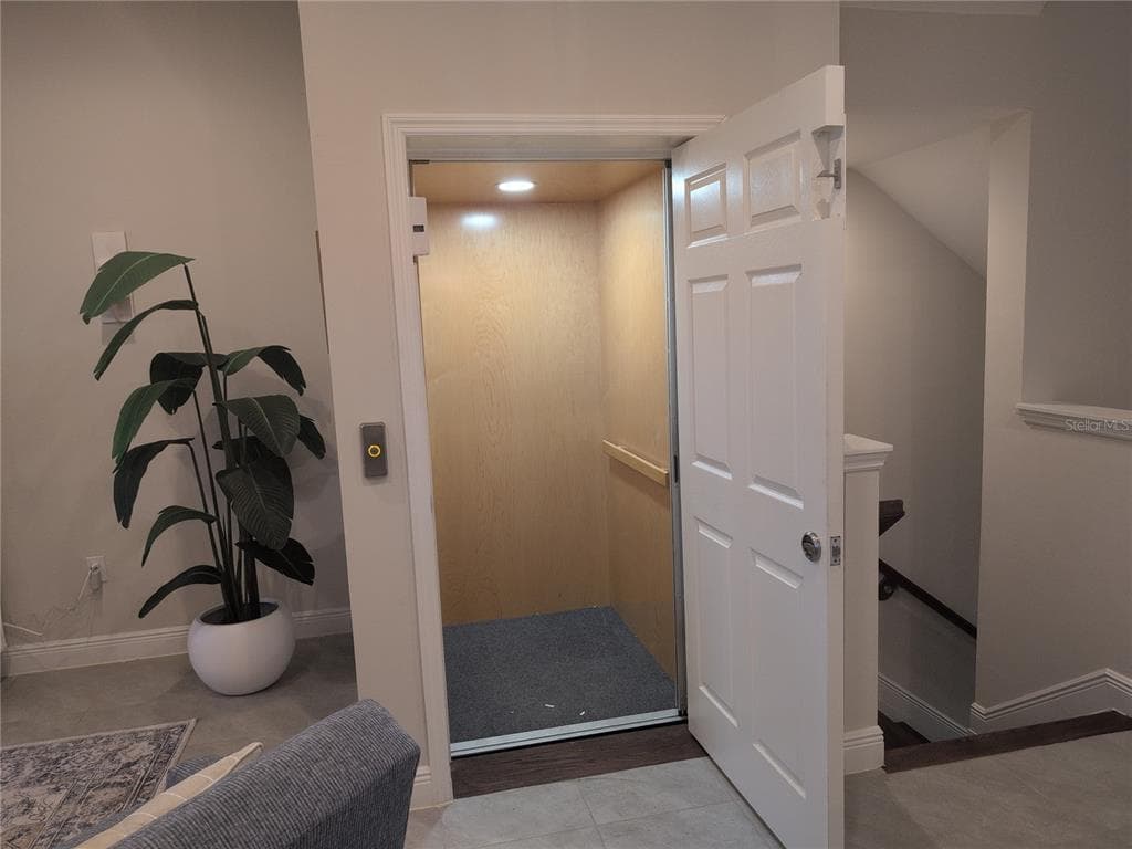10420 CORAL LANDINGS LANE 115 photo 4