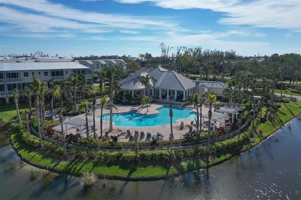 10420 CORAL LANDINGS LANE 115 photo 21
