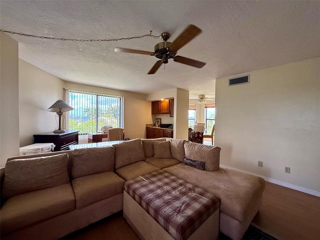 25188 MARION AVENUE E212 photo 14