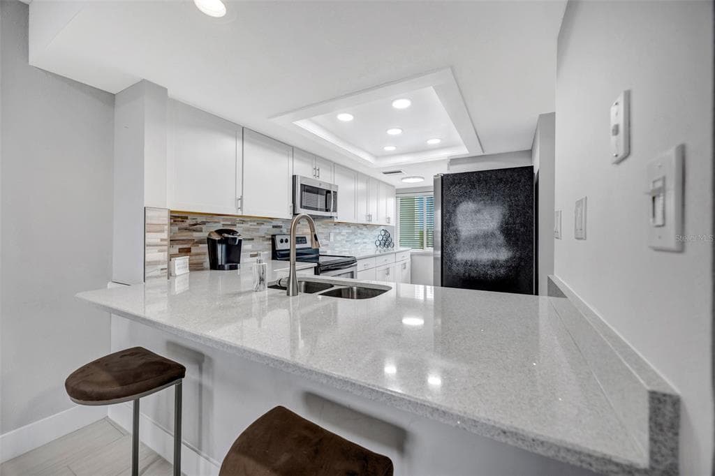 4620 BAY BOULEVARD 1117 photo 13