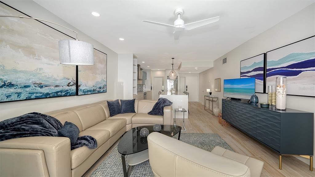 1932 HARBOURSIDE DRIVE 244 photo 9