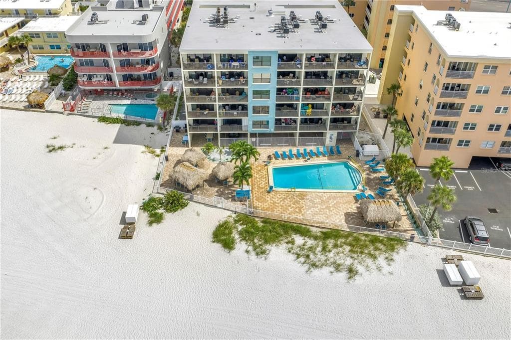 12924 GULF BOULEVARD 510 photo 4