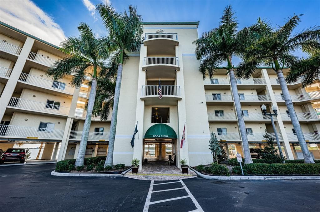 8800 BAY PINES BOULEVARD 303 photo 6