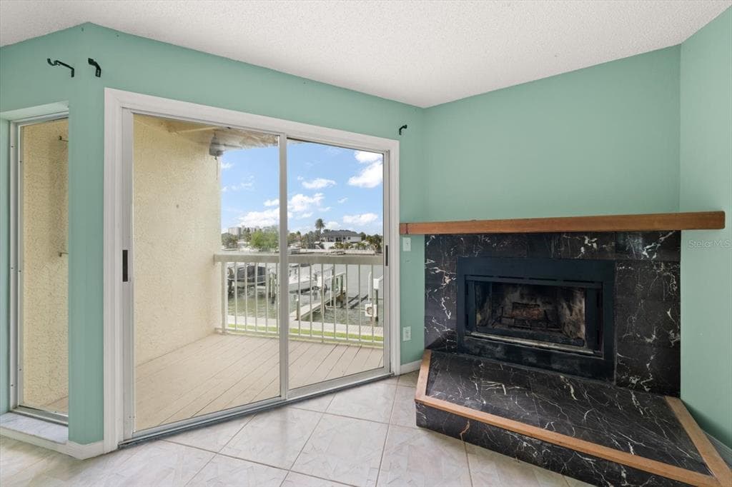 124 MARCDALE BOULEVARD photo 11