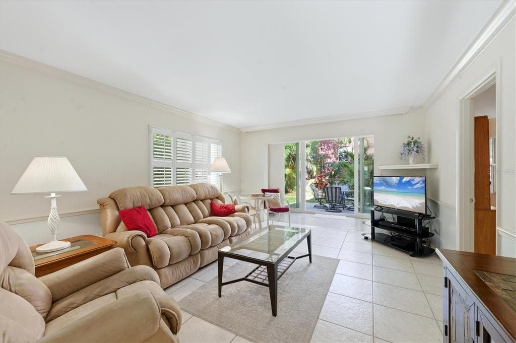 260 SANTA MARIA STREET 105 photo 7