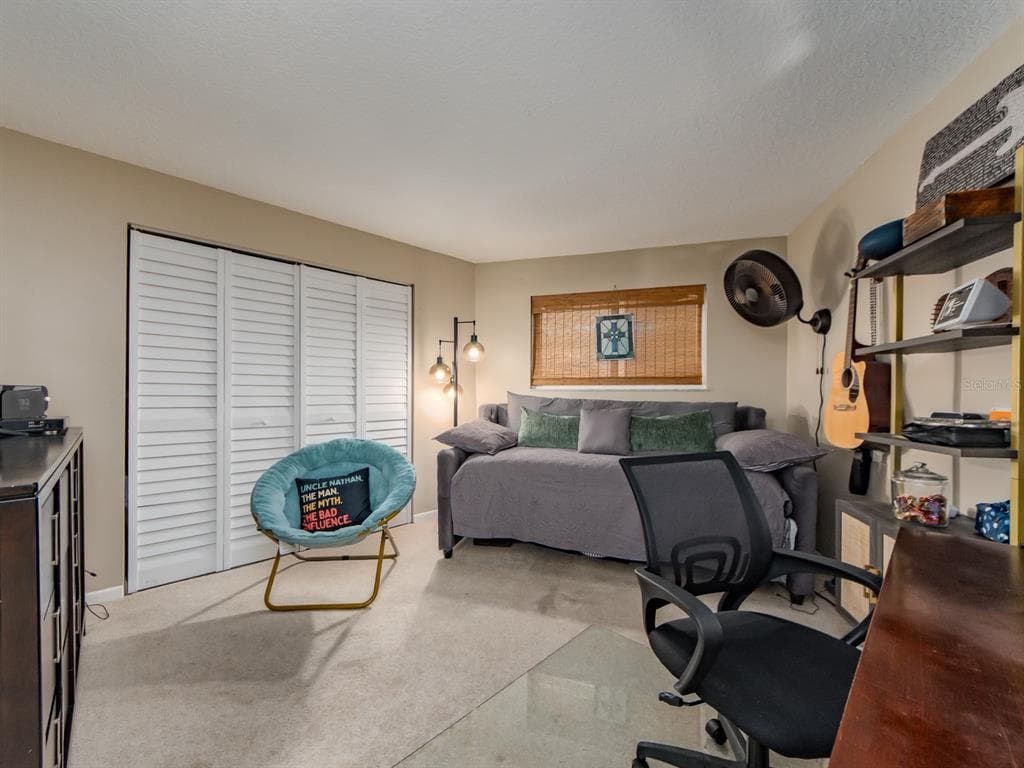 610 ISLAND WAY 407 photo 25