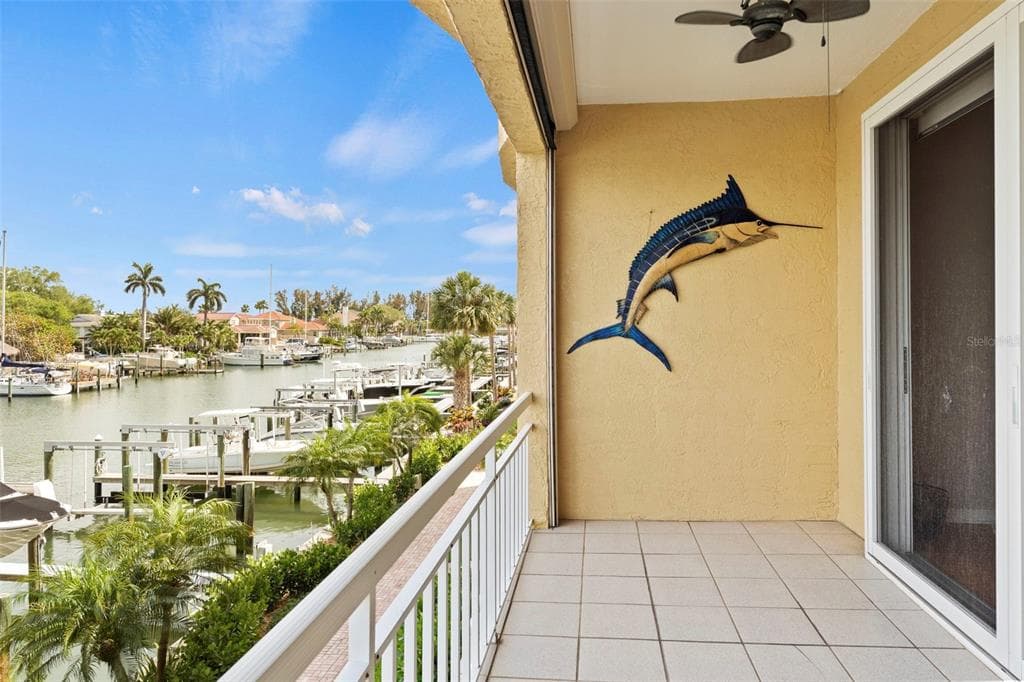 1071 PINELLAS BAYWAY S photo 12