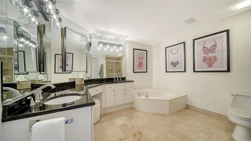 1800 BENJAMIN FRANKLIN DRIVE B308 photo 25