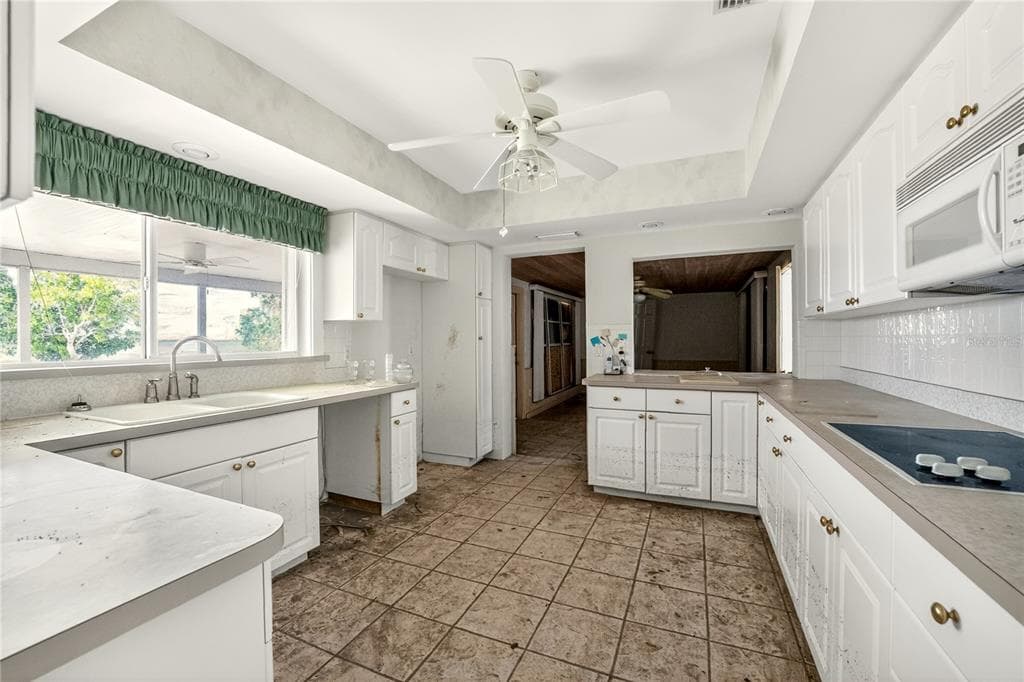 12500 PLACIDA ROAD photo 13