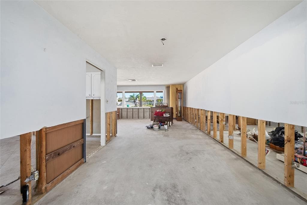 4 BELLEVUE DRIVE photo 15