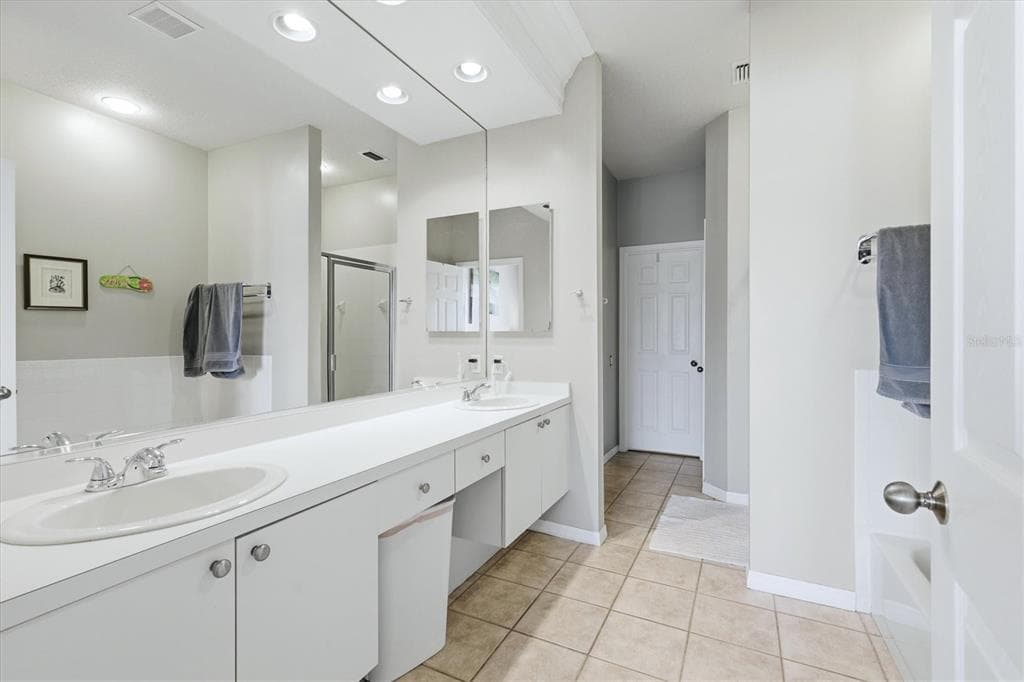 8549 54TH AVENUE CIRCLE E photo 23