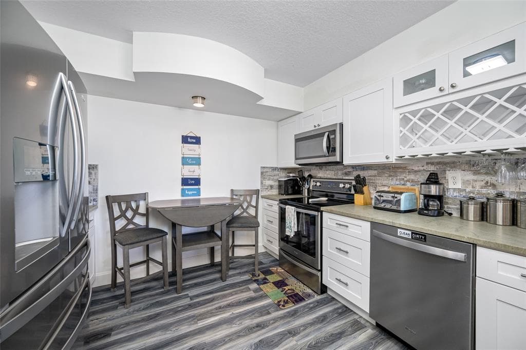 5701 BAHIA DEL MAR CIRCLE 408 photo 10