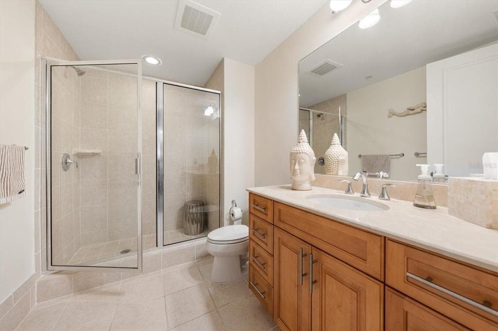 331 CLEVELAND ST #301 photo 25