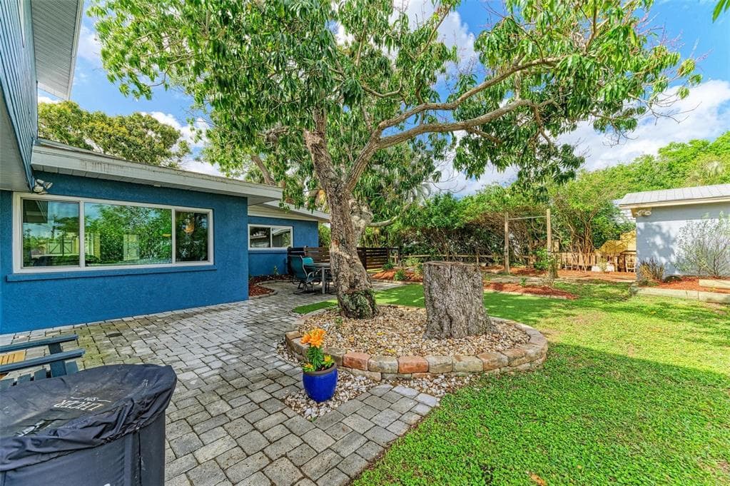 4518 7TH STREET COURT E photo 10