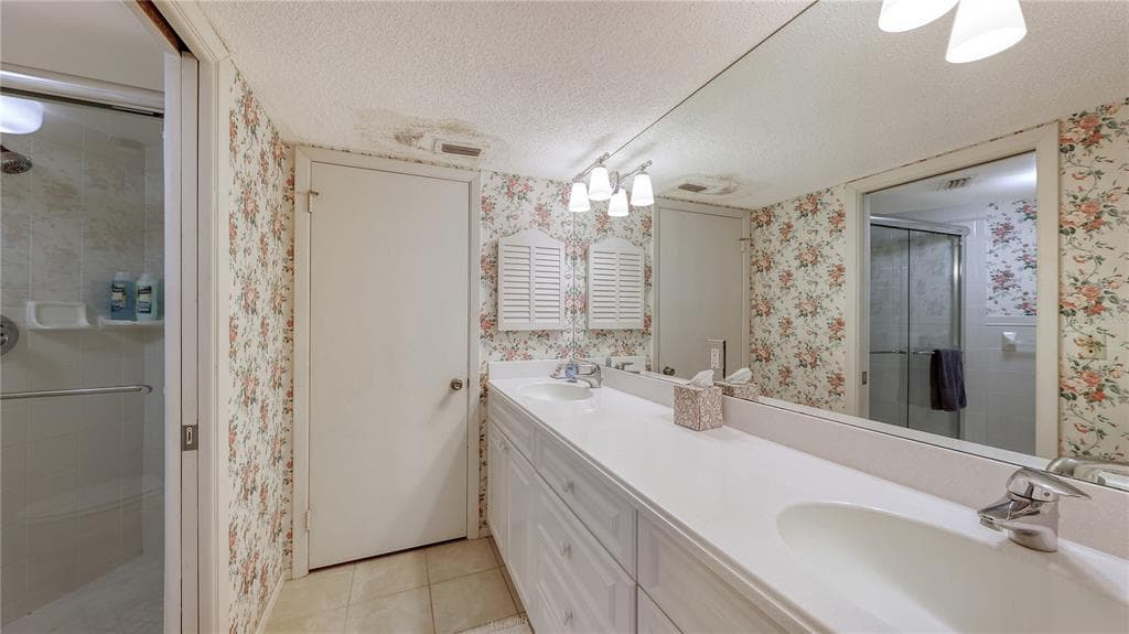 4825 GULF OF MEXICO DRIVE 504 photo 16