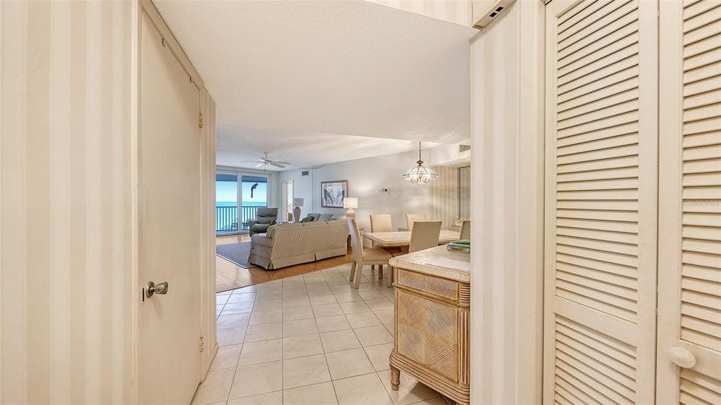 4825 GULF OF MEXICO DRIVE 504 photo 4