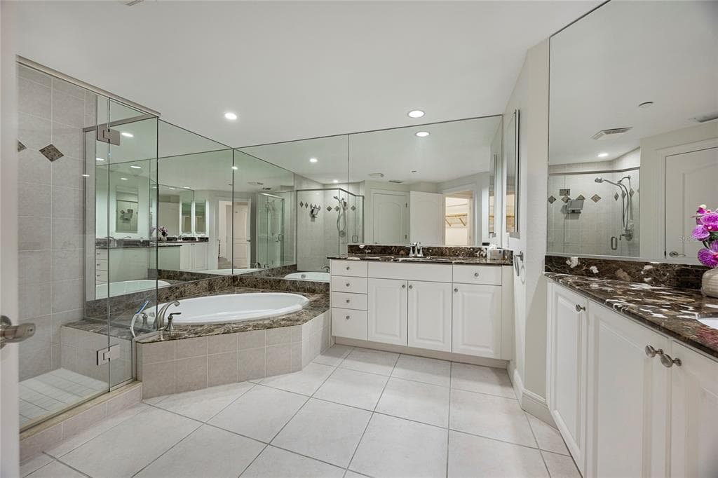 14041 BELLAGIO WAY 214 photo 23