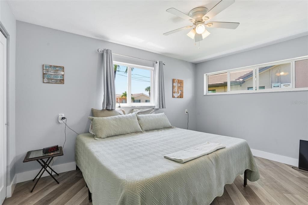300 DELIDO COURT photo 19