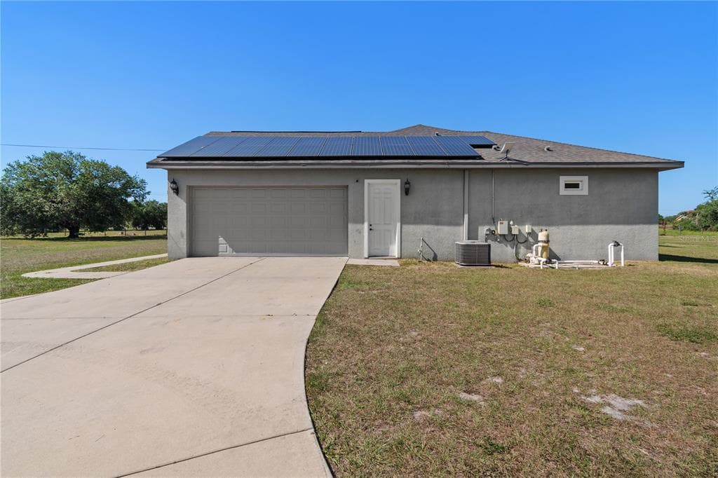 14805 US-301 N photo 16