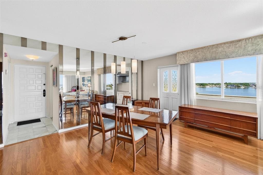 1365 SNELL ISLE BOULEVARD NE 6A photo 7