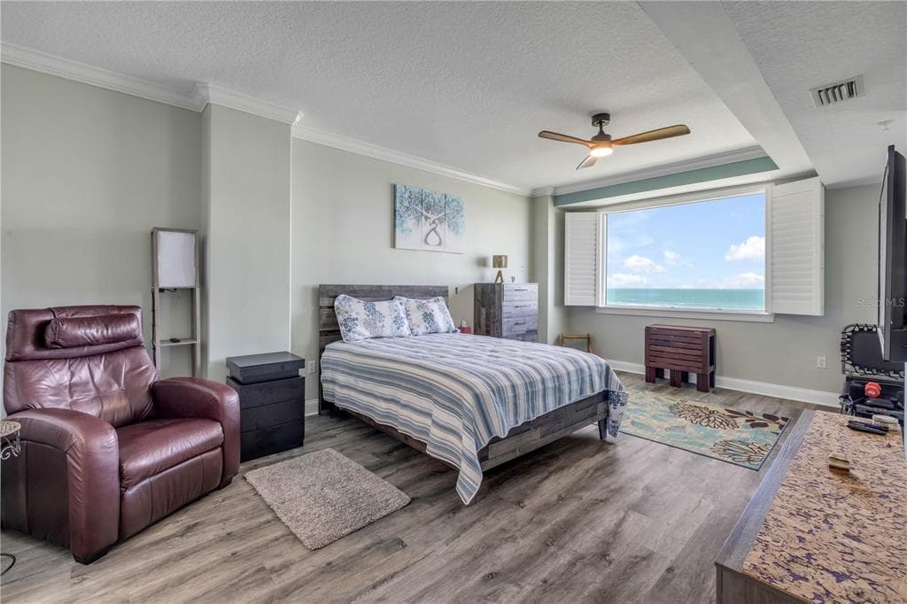 60 SURFVIEW DRIVE 510 photo 15