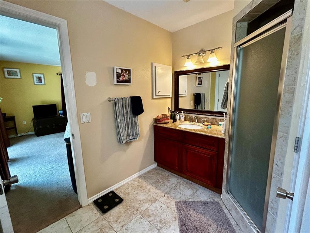 2950 N SHELL ROAD photo 21