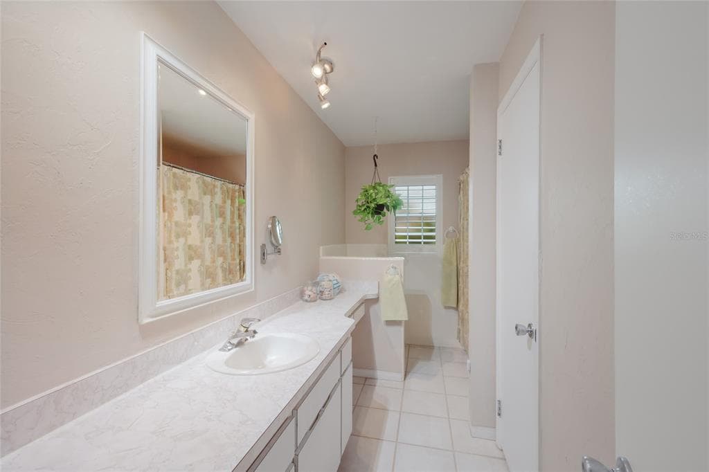 5007 BIMINI DRIVE photo 22