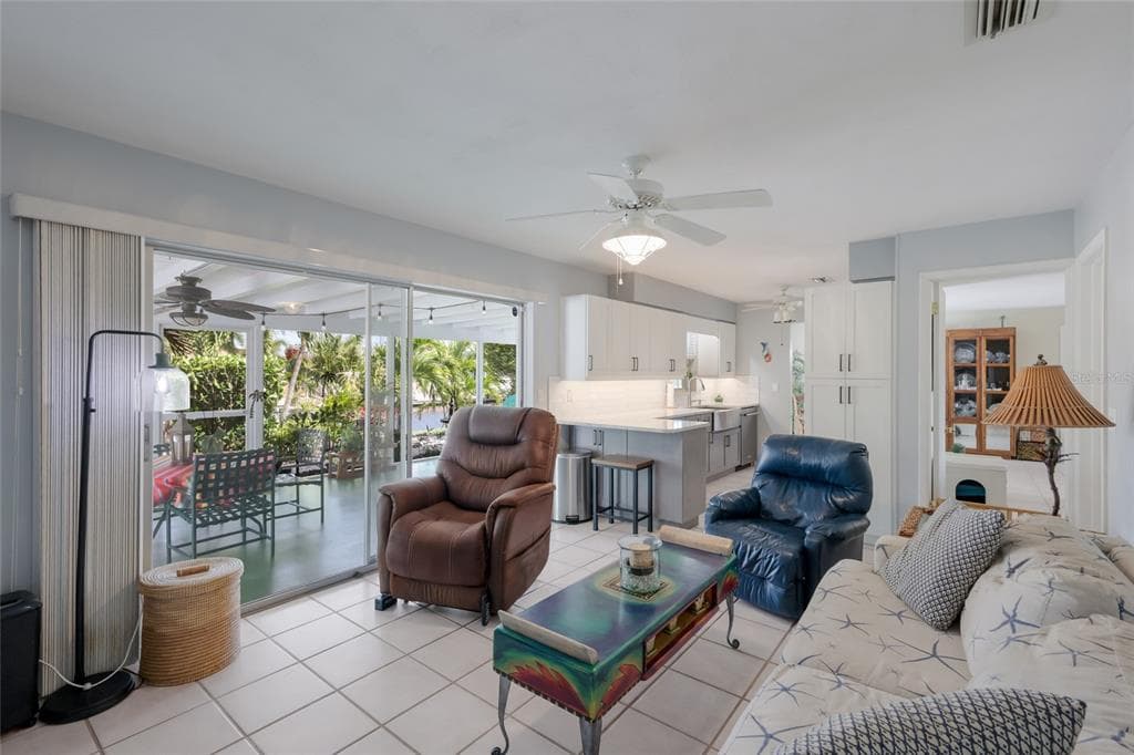 5007 BIMINI DRIVE photo 14