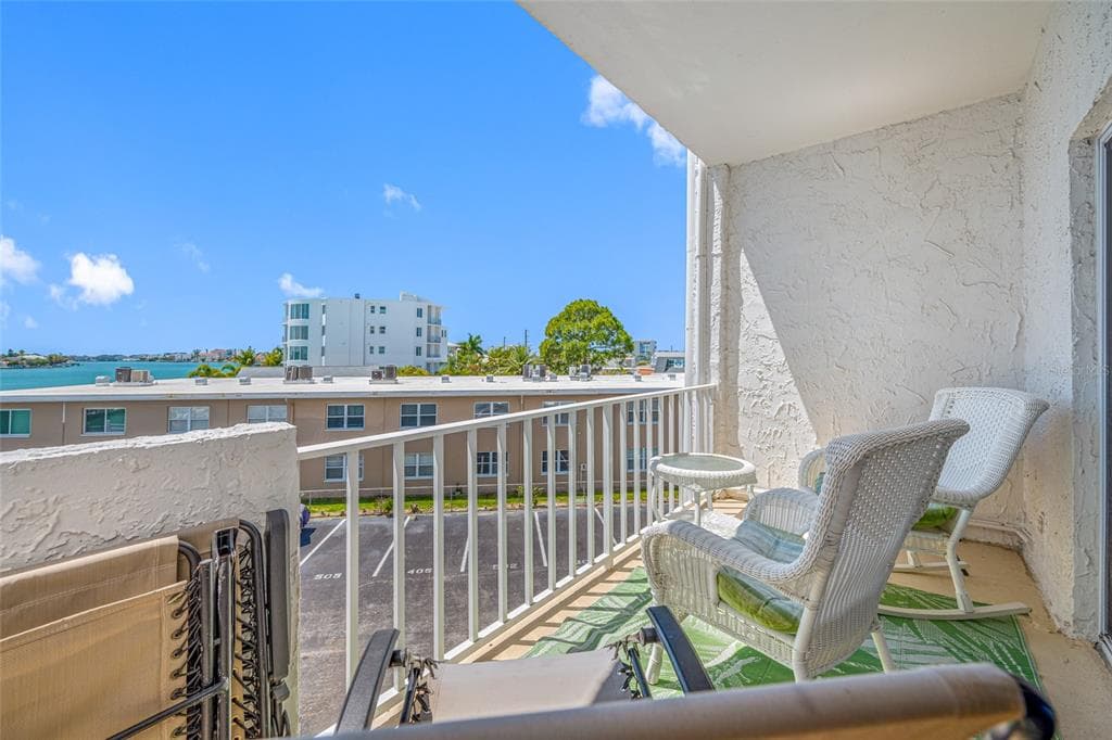 285 107TH AVENUE 306 photo 18