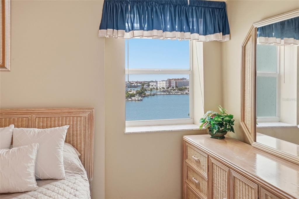 420 64TH AVENUE 602 photo 17