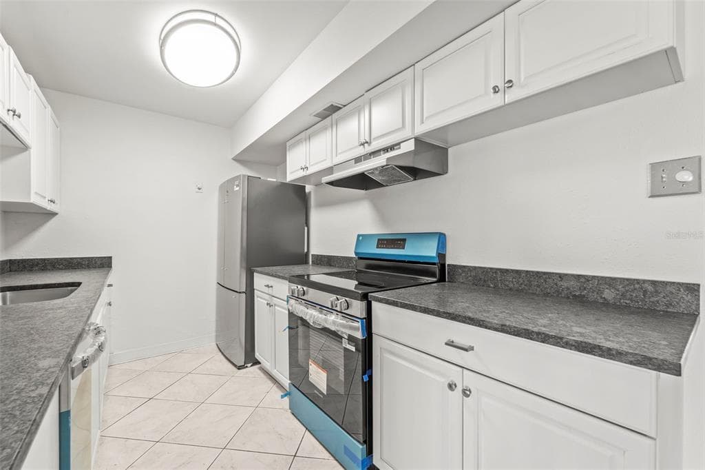10355 PARADISE BOULEVARD 403 photo 11
