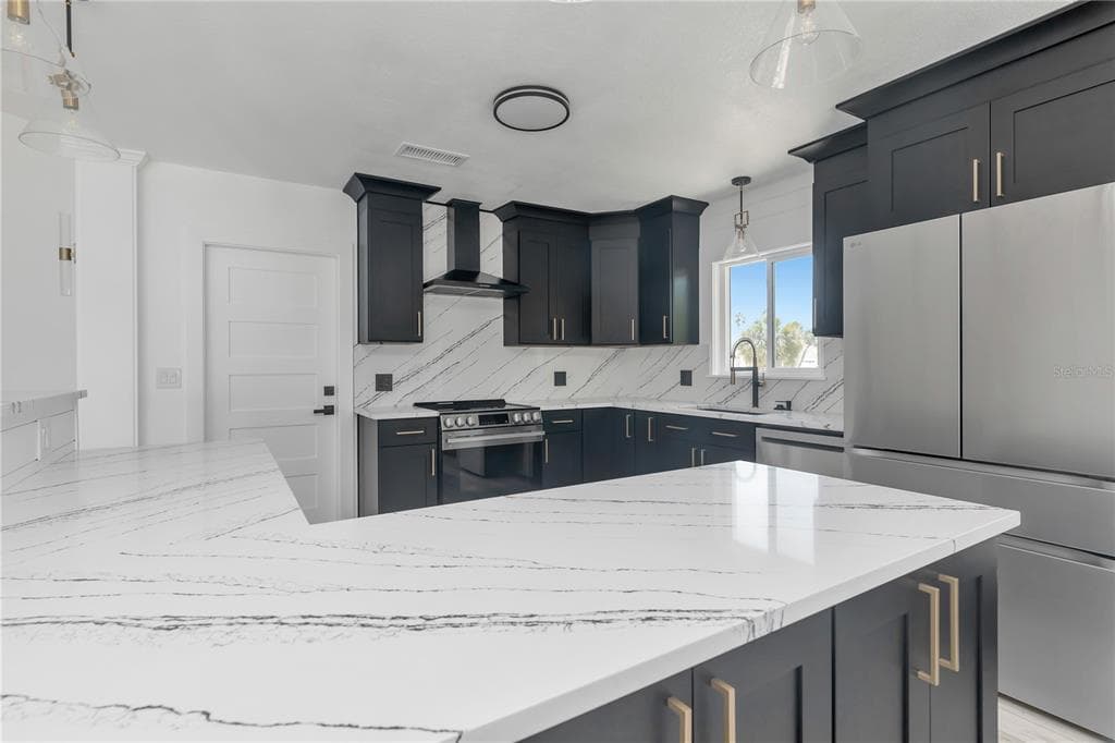 308 173RD AVENUE E photo 9