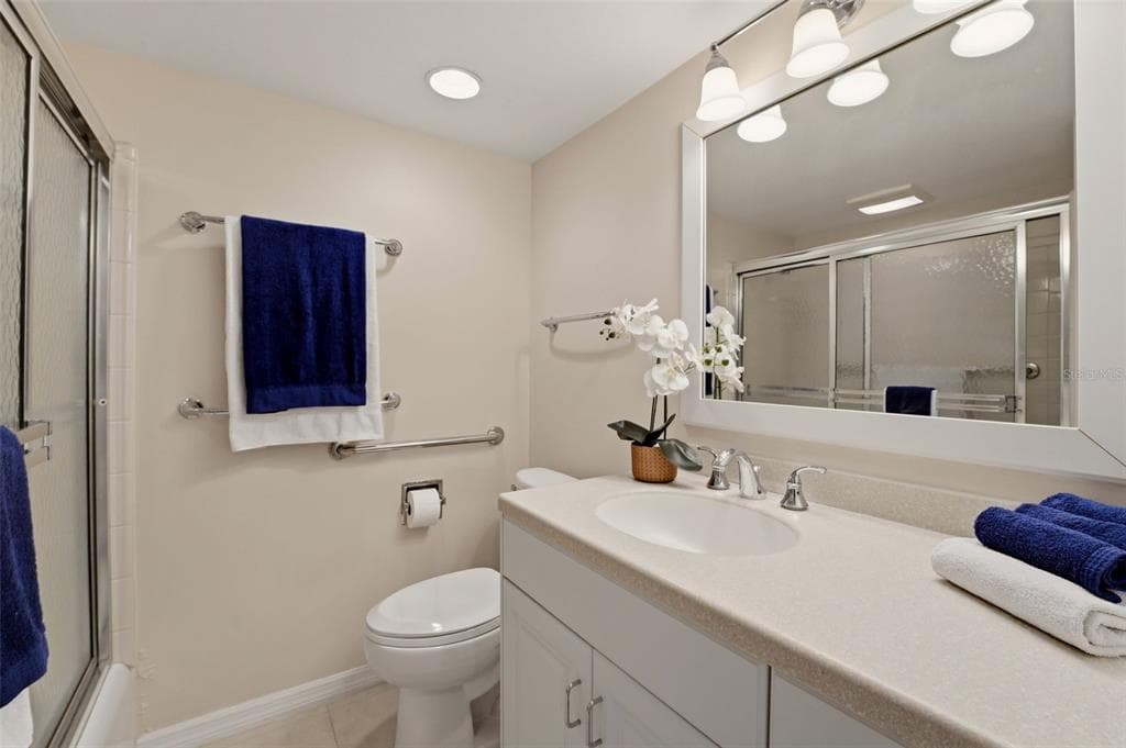 1150 TARPON CENTER DRIVE 304 photo 25