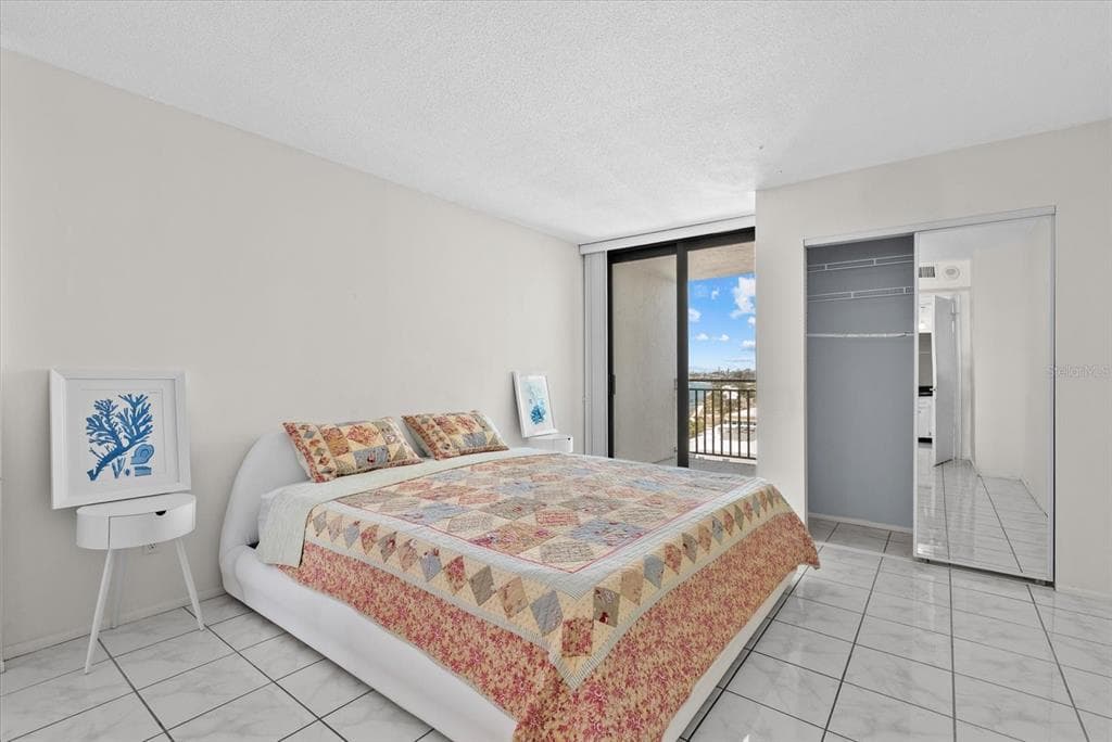4822 OCEAN BOULEVARD 11E photo 3