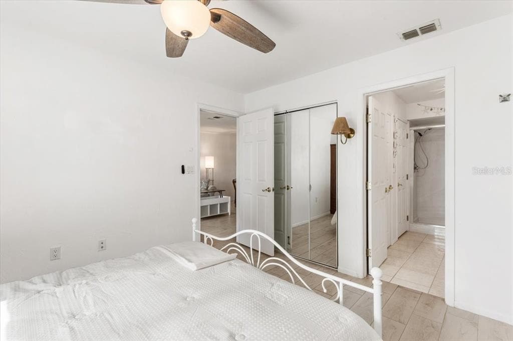 25225 RAMPART BOULEVARD 1207 photo 17