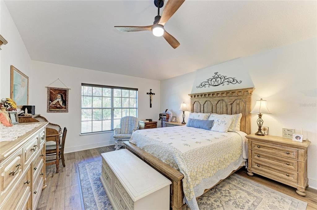 4235 SHOREWOOD STREET photo 24