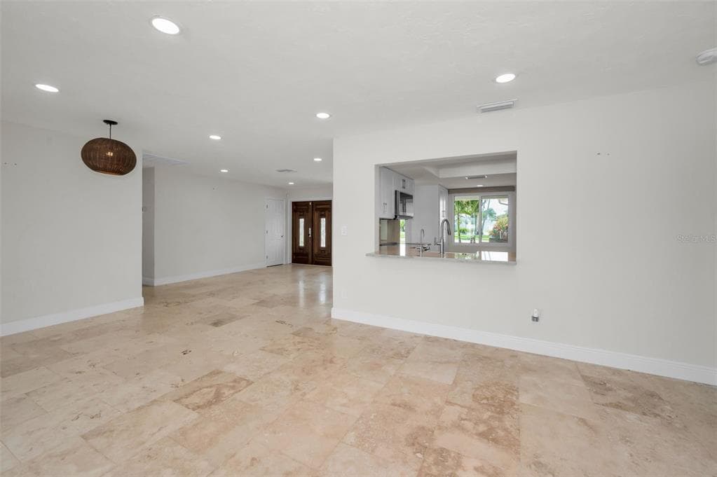 11800 7TH STREET E photo 11