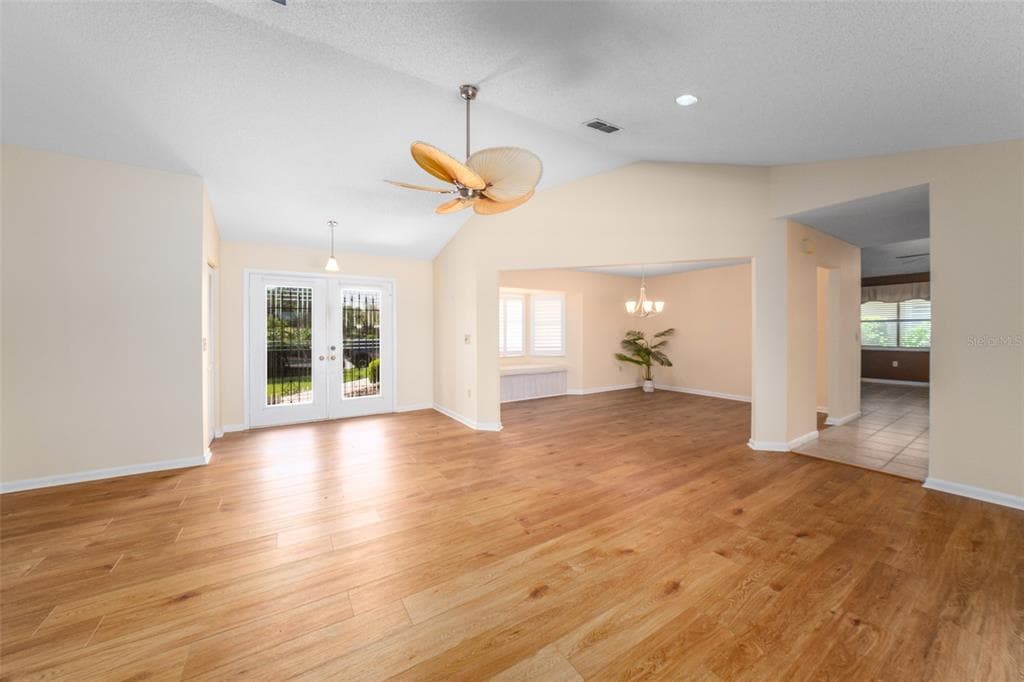 3162 E VILLAGE DRIVE photo 9